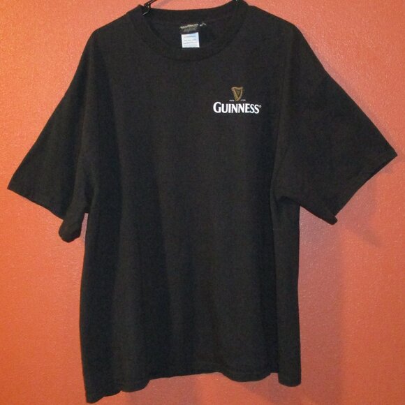 Guinness Beer Men 2X Large Black White Brown Graphic Short Sleeve Shirt - Picture 1 of 9